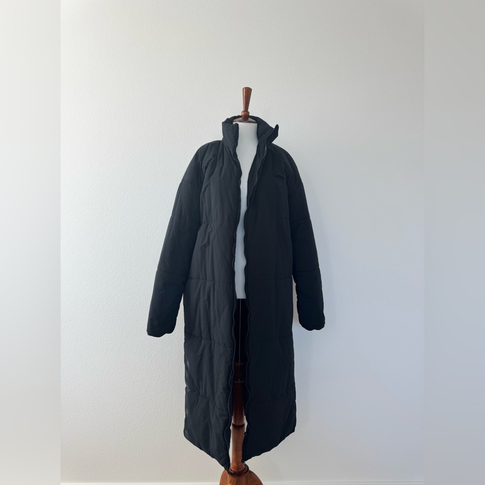 Women's Black Long Puffer Coat